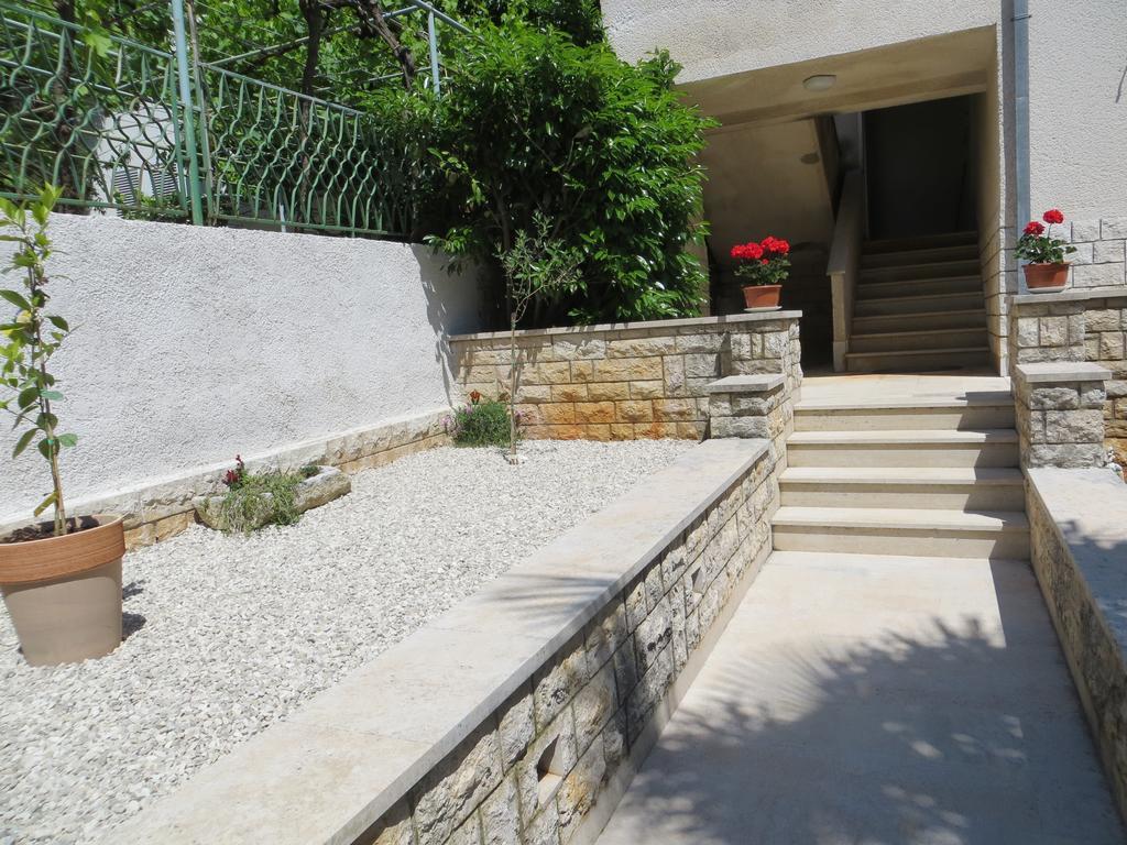 Apartments Sandra Пореч Экстерьер фото